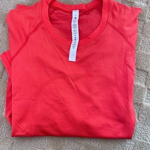 Lululemon Long sleeve fitted top